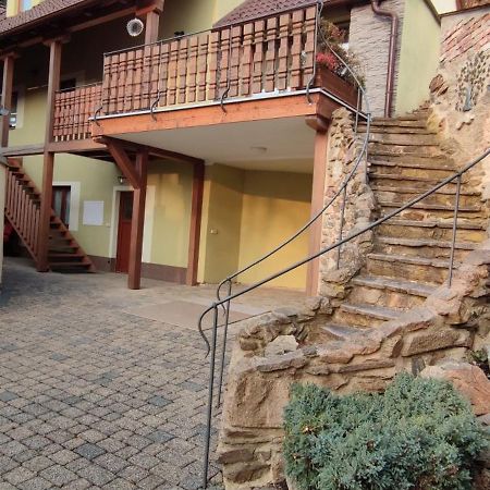 Apartman Hluboka Nad Vltavou Exterior photo
